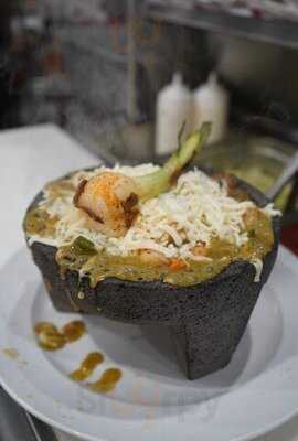 Mr Molcajetes