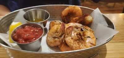 Mac's Raw Bar & Market