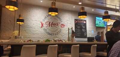 Mac's Raw Bar & Market