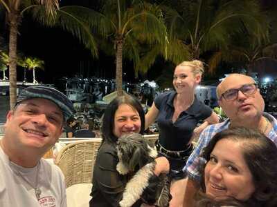 Bayshore Club Bar & Grill