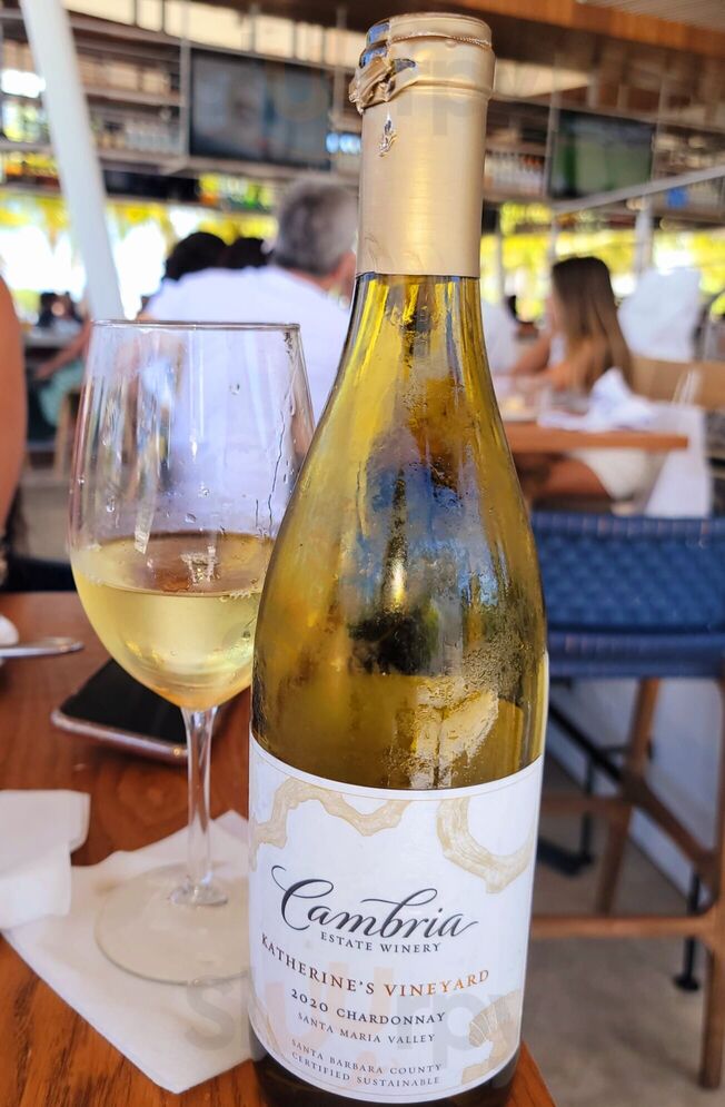 Bayshore Club Bar & Grill