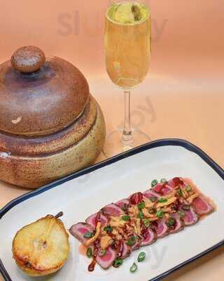 Amar Peruvian & Mexican Kitchen