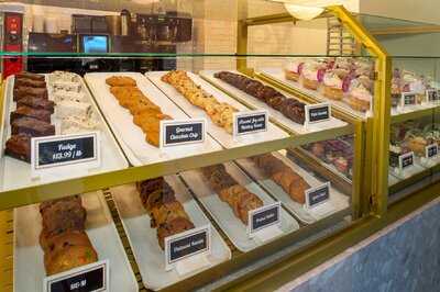 Union Station Cookies And Cupcakes