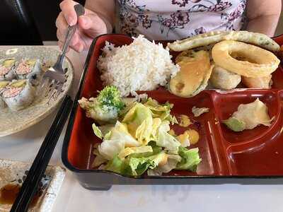 Masa Bistro And Sushi