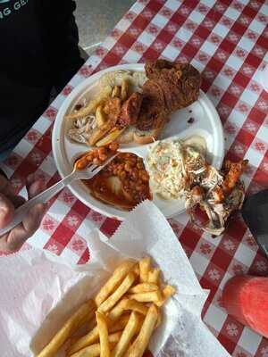 Gus's World Famous Fried Chicken