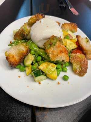 Black Rooster Bistro