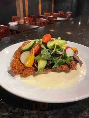 Black Rooster Bistro