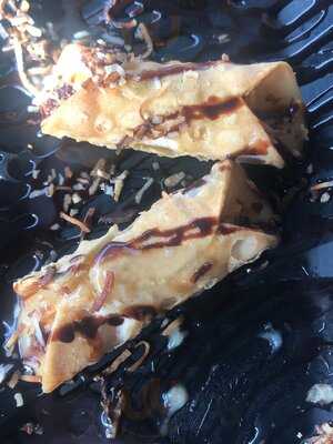 Gracious Plates On Main