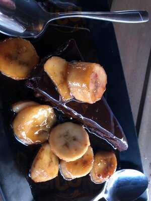 Gracious Plates On Main