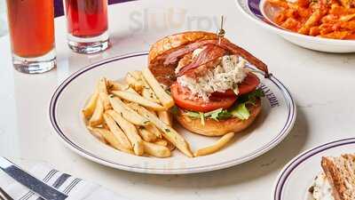 Velverie Cafe And Teahouse