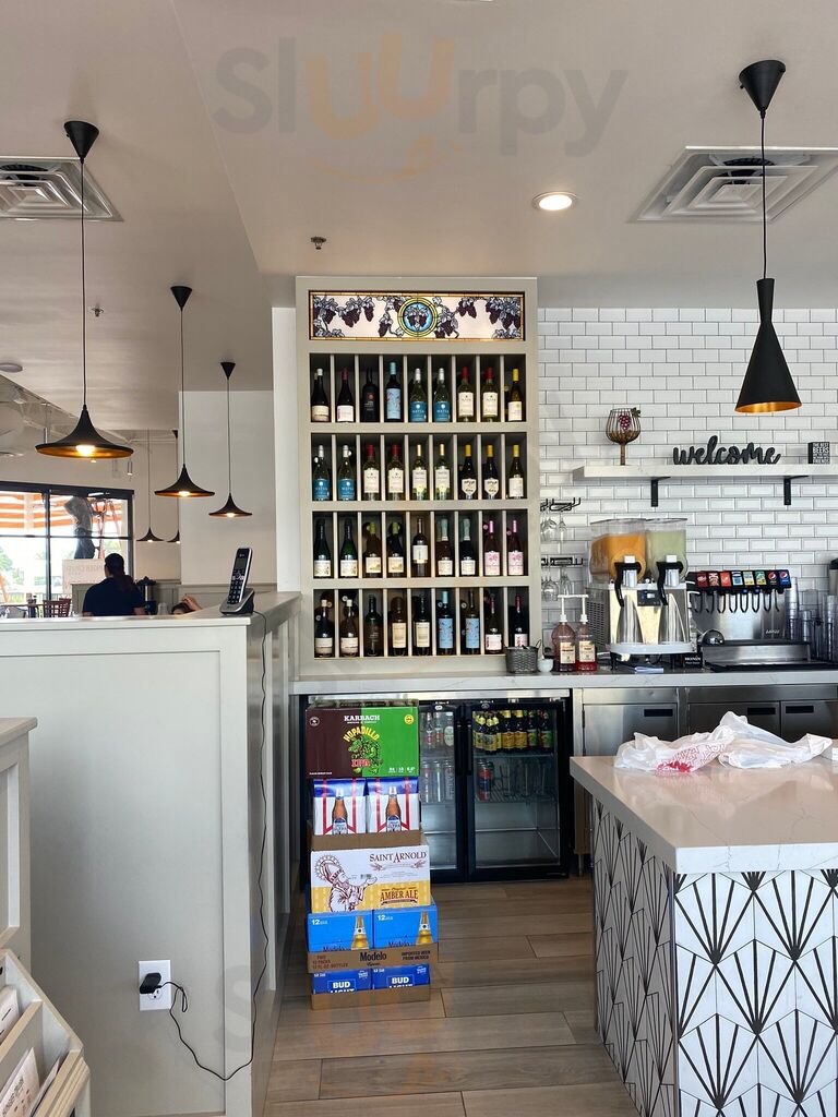 Hunger Crush Cafe