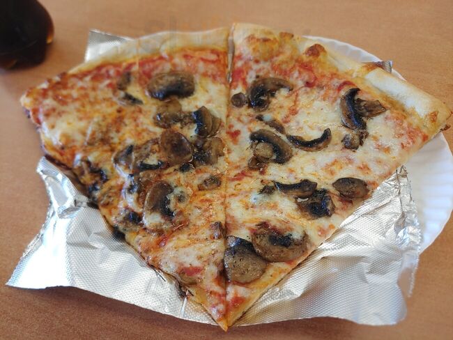 Valentino's Pizzeria & Restaurant