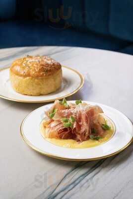 Bar167 Bistro & Lounge