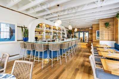 Bar167 Bistro & Lounge