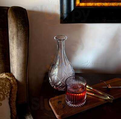 The Bar At Deer Path Inn