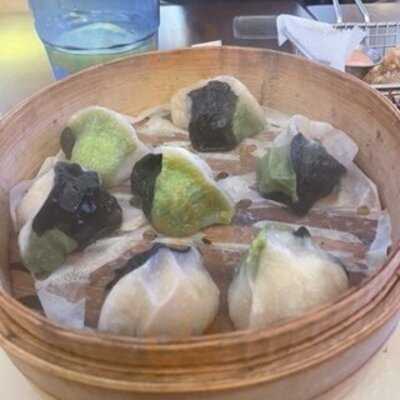 Din Soup Dumplings