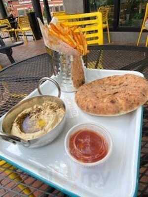 Nura - Hummus And Falafel Bar