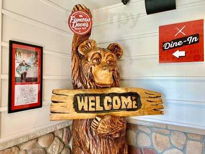 Famous Dave's