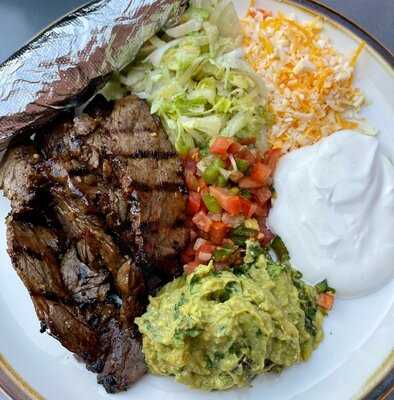 Arzola's Fajitas + Margaritas