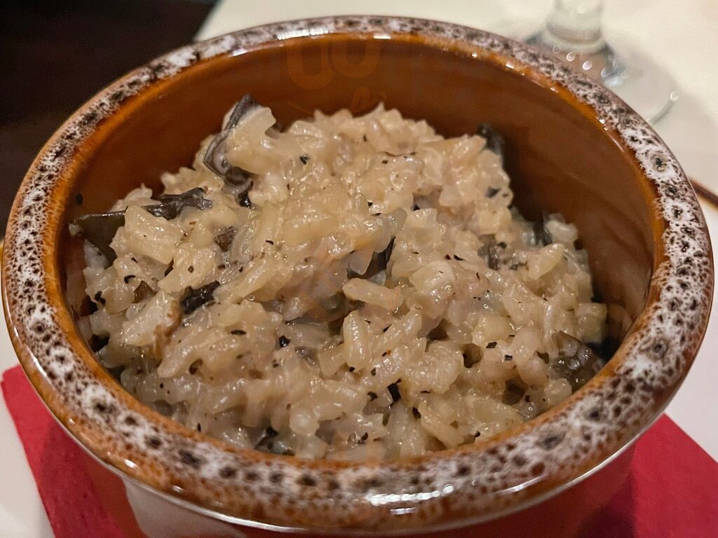 Grayson's Steak & Seafood