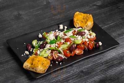 Crust And Roux - Gourmet Pizza, Pot Pies And Dessert Pies