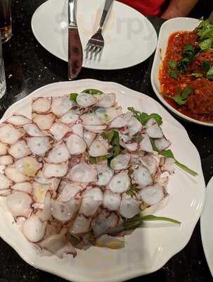 Villa Di Como Ristorante & Farm Distillery