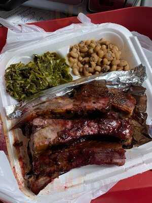 Dondi & Shell's Food Oasis