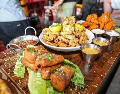 Bottled Blonde Pizzeria - Miami