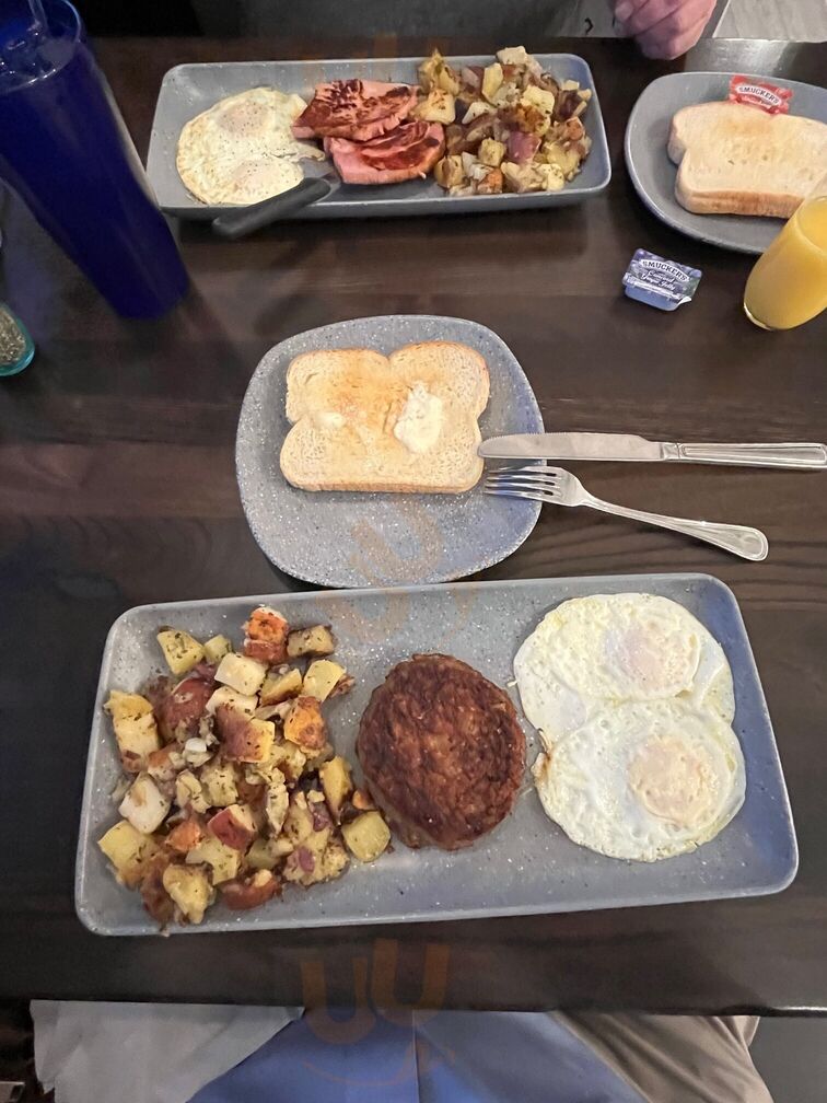 Flip'n Jacks Pancake House & Eatery