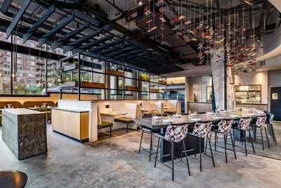 Pirouette Cafe & Wine Shop