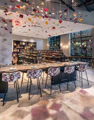 Pirouette Cafe & Wine Shop