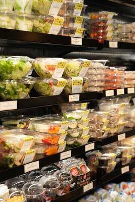 Marketplace, An Urban Eatery