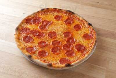 Mister O1 Extraordinary Pizza - Turtle Creek