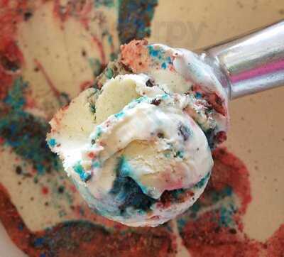 Eastern Sierra Ice Cream Company