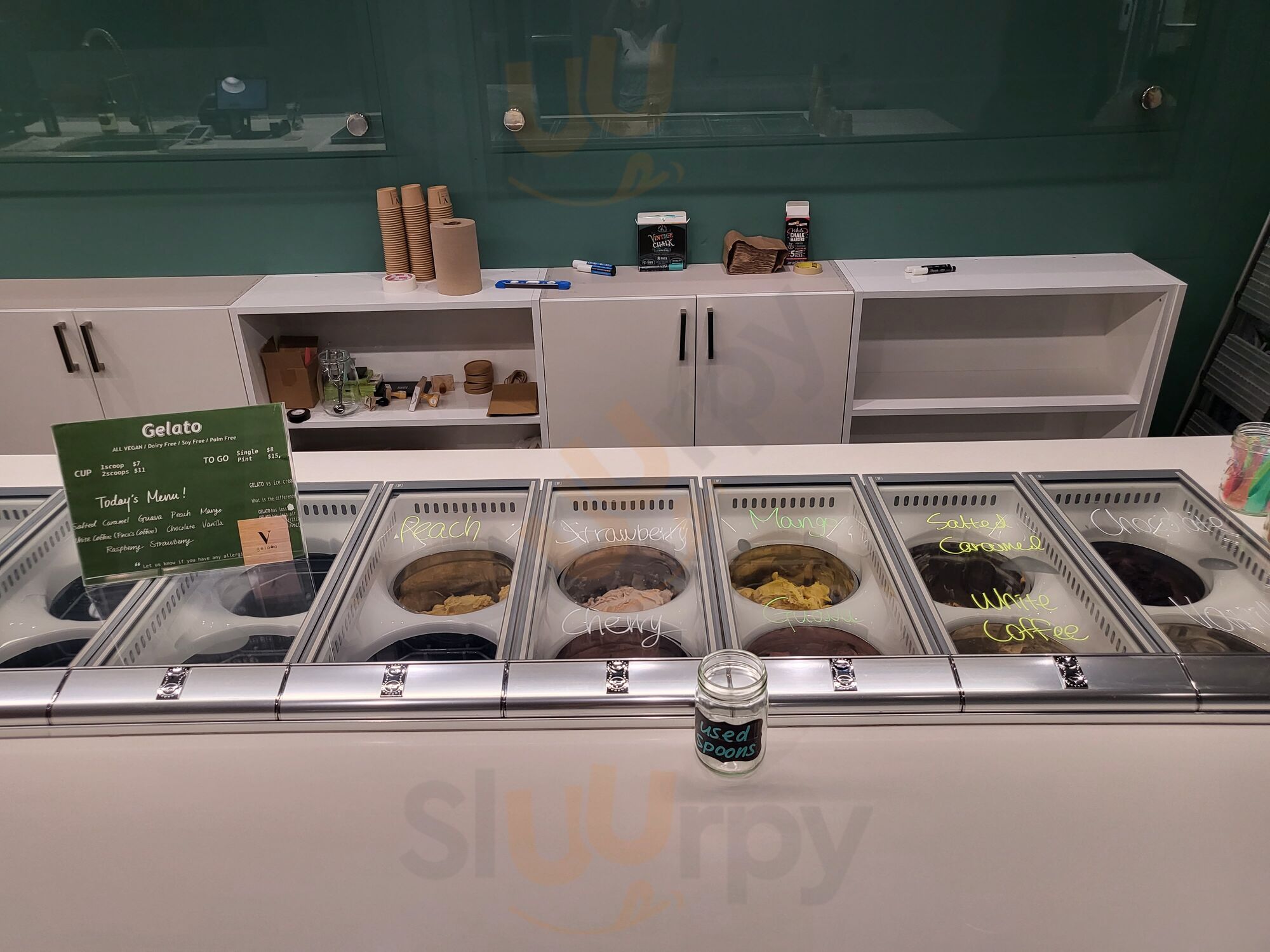 V Gelato & Cafe