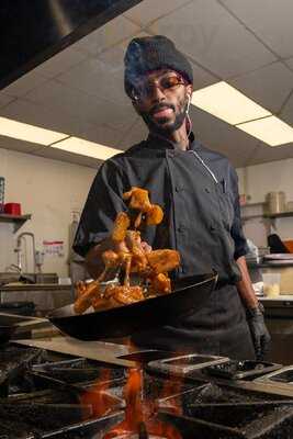 Hollow Spirits Distillery