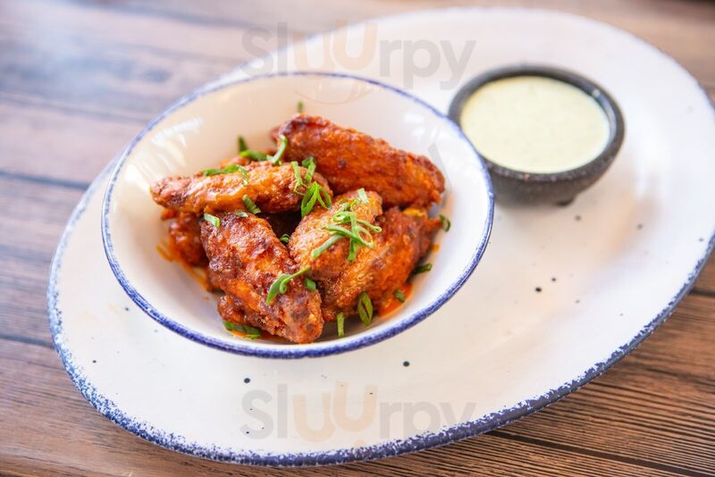 Valencia's Tex-mex Garage