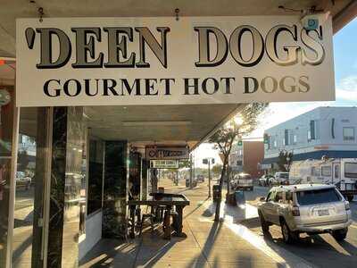 Deen Dogs