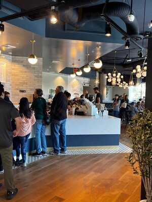 Farine Bakery & Cafe