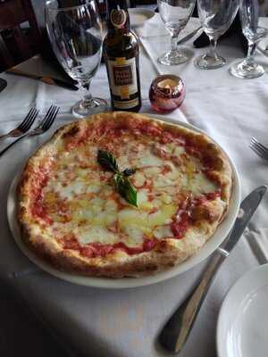 Maestrale Restaurant & Pizzeria