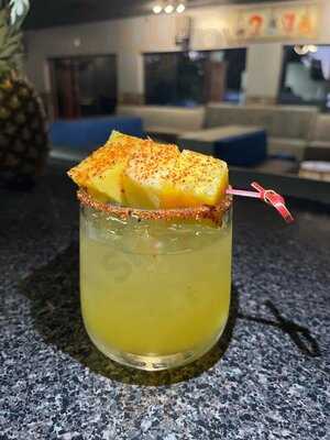 Sznd Kitchen & Cocktails