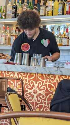 Numero28 Highland Village