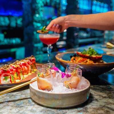 Wet Restaurant & Lounge