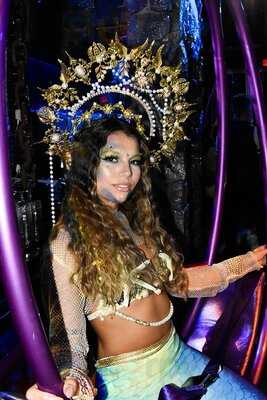 Wet Restaurant & Lounge