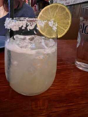 Nina's Great Burrito Bar