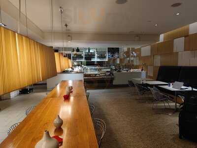 Virgin Atlantic Clubhouse Boston Airport