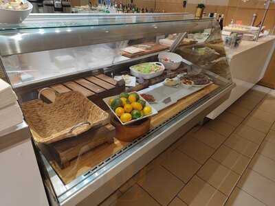 Virgin Atlantic Clubhouse Boston Airport