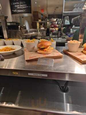 Virgin Atlantic Clubhouse Boston Airport