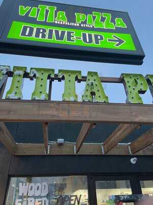 Vitta Pizza Central Entrance
