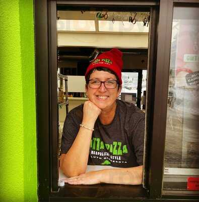 Vitta Pizza Central Entrance